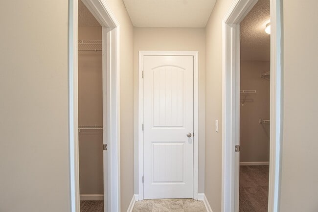 Building Photo - 1303 Windrow Dr