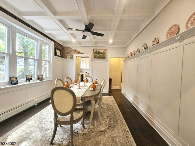 Building Photo - 30 The Crescent