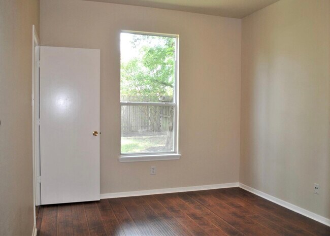 Building Photo - 19438 Juniper Vale Cir