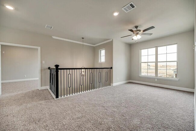 Building Photo - 412 Winding Creek Ln