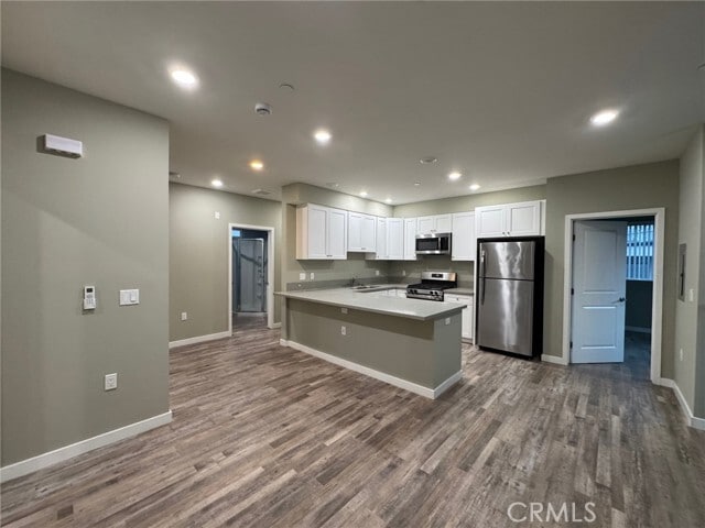 Building Photo - 621 Normandie Ave