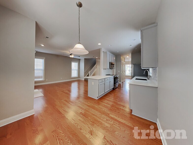 Building Photo - 13825 Connell Green Dr