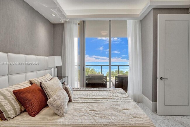 Building Photo - 9705 Collins Ave