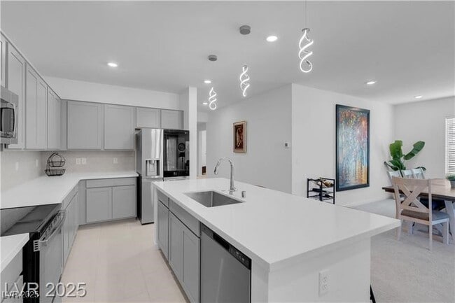 Building Photo - 5357 Eleganza Ave