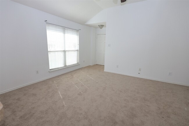 Building Photo - 142 Thunder Basin Dr