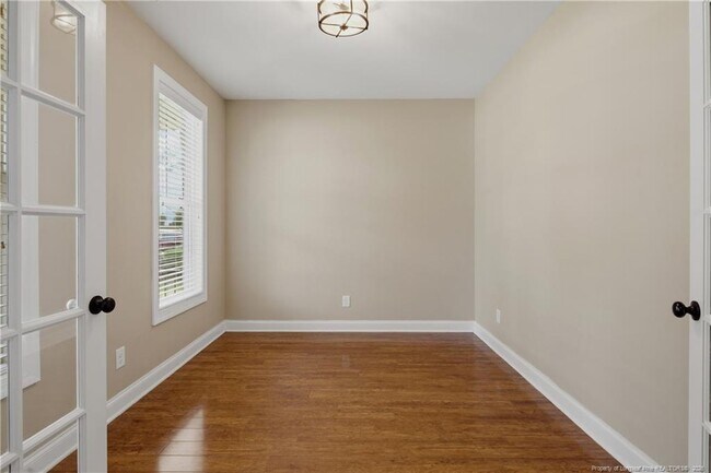 Building Photo - 138 Valley Pines Cir
