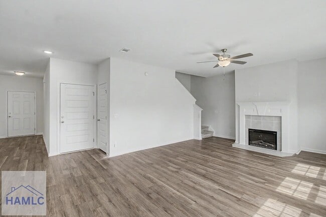 Building Photo - 274 Renwick Lp