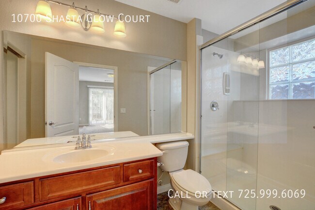 Building Photo - 10700 Shasta Glow Ct