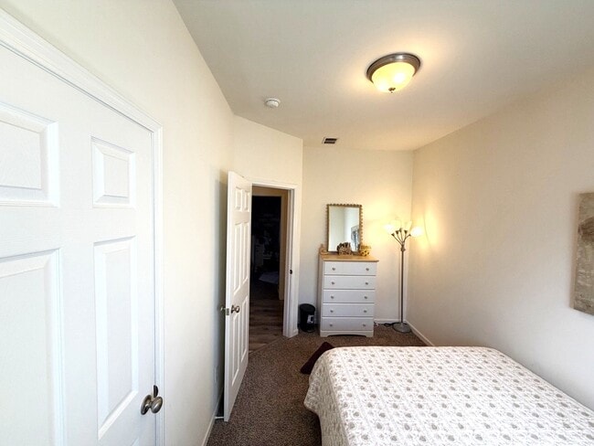 Building Photo - 50 Indian Paintbrush Ln