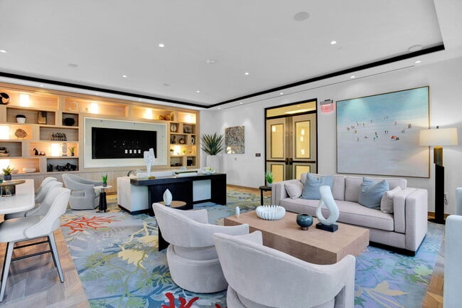 Building Photo - 151 N Seabreeze Blvd