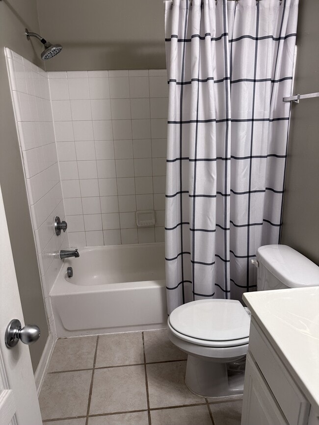 Building Photo - 1725 Harvey Mitchell Pkwy S