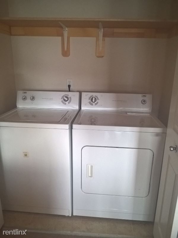 Building Photo - 2 br, 2 bath Townhome - 6505 Kara Sue Loop