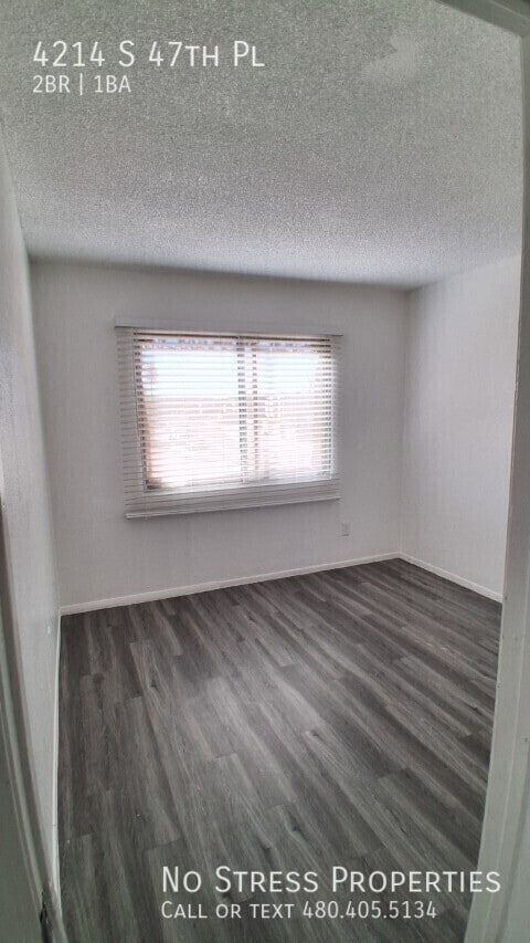 Building Photo - 4214 S 47th Pl