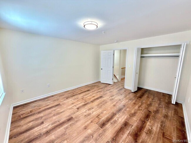 Building Photo - 1870 Baldwin Rd