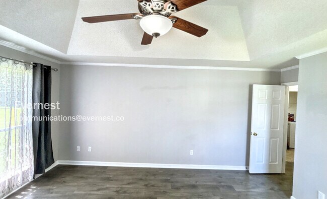 Building Photo - Spacious 3 Bedroom Home in Ooltewah / Deck...