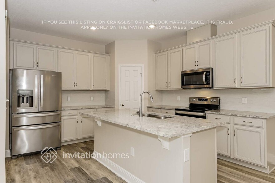 Building Photo - 1427 Broad Wing Ln