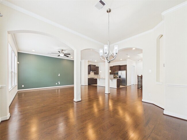 Building Photo - 10606 Shadow Elm Ct