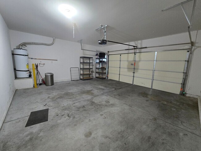 Building Photo - A Fabulous 3 Bedroom Home in South West Las Vegas