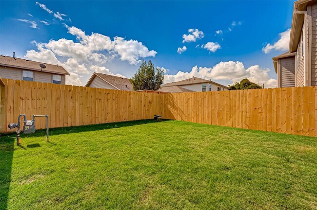 Building Photo - 17135 Wilthorne Colony Ct