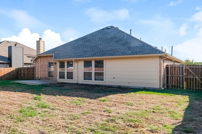 Building Photo - 1724 Green Terrace Dr
