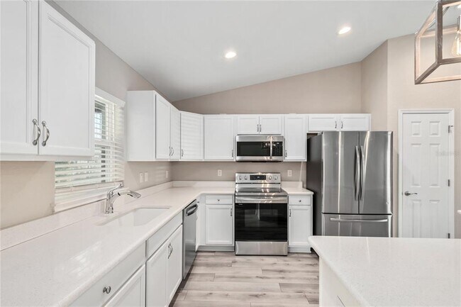 Building Photo - 7052 SW 179th Ct Rd