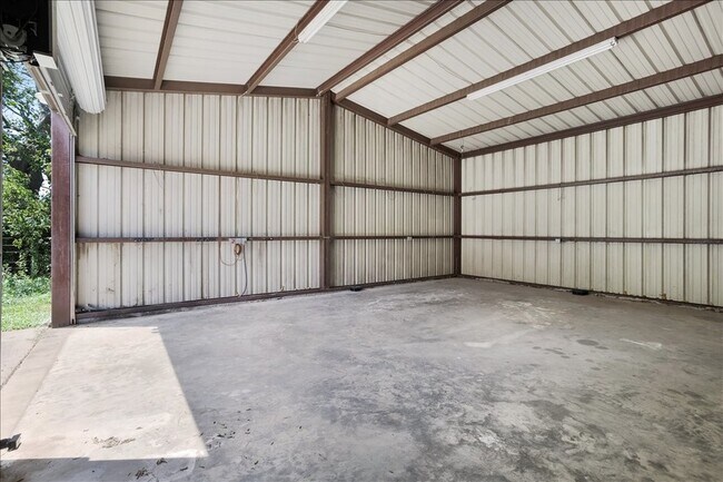 Building Photo - 5393 State Highway 5