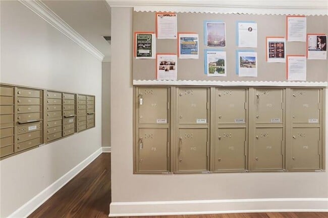 Building Photo - 200 River Vista Drive