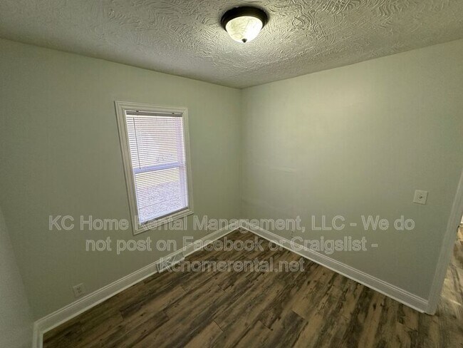 Building Photo - 2010 Bunker Ave