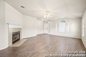 Building Photo - 703 Point Springs