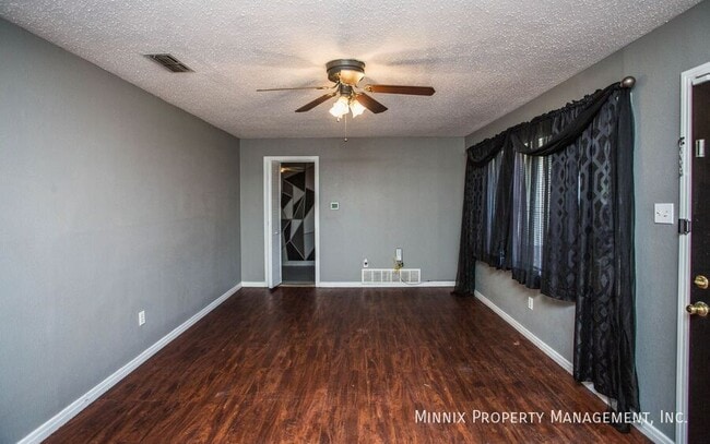 Building Photo - 4611 33rd St