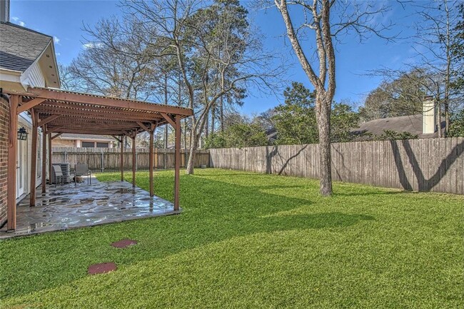 Building Photo - 2815 Parkwood Manor Dr