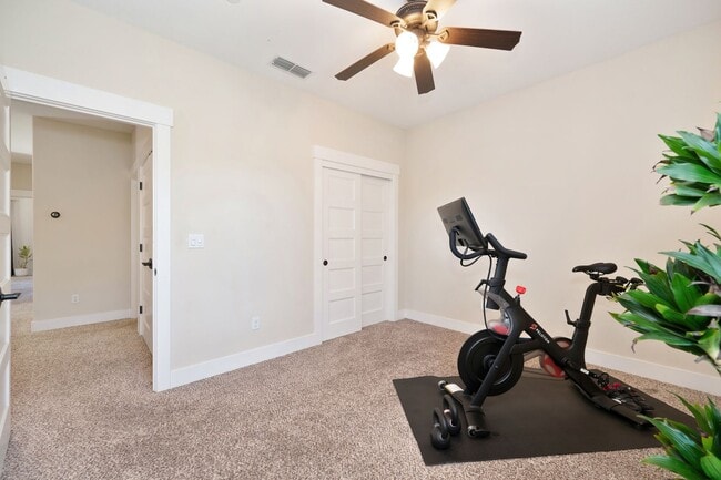 Building Photo - 3 bedroom | 2.5 bathroom | Crocker Village Brownstone