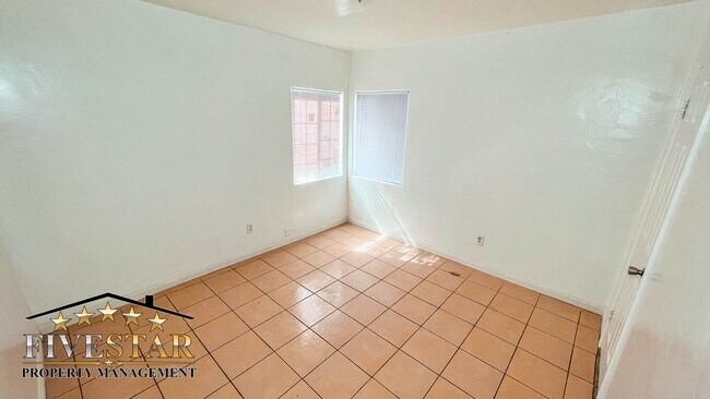 Building Photo - 3307 Culver St