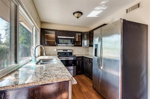 Building Photo - 612 McKown Dr