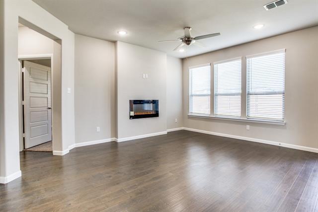 Building Photo - 313 Ember Cir