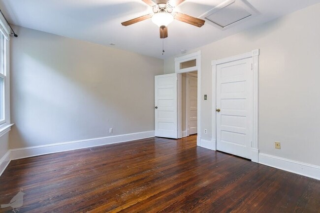 Building Photo - 337 14th St NE