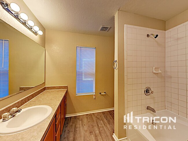 Building Photo - 4518 Safe Hbr