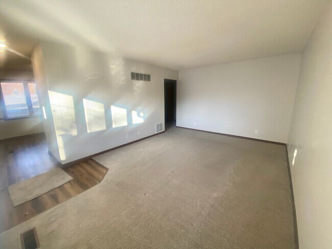 Building Photo - 4700 F St