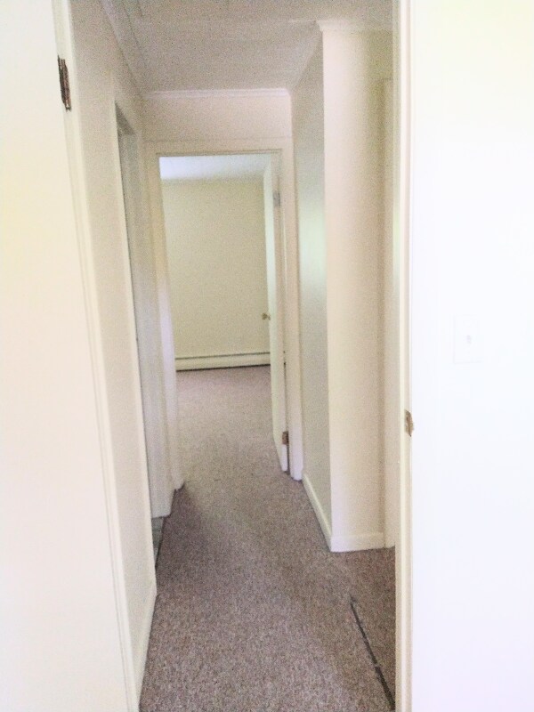 Building Photo - 261 S Riverside Rd