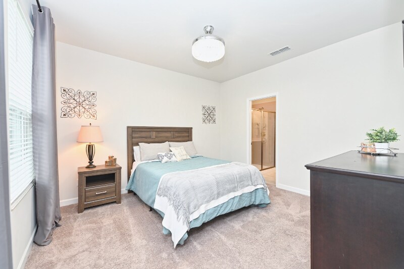 Building Photo - 3031 Duvall Dr