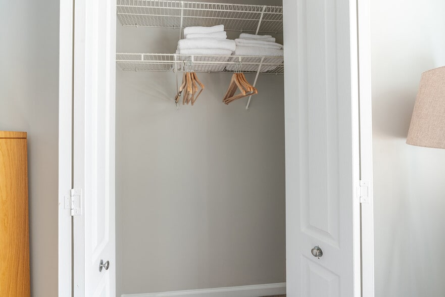 Building Photo - 2140 L St NW