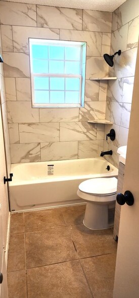 Building Photo - 1729 Sherrye Dr