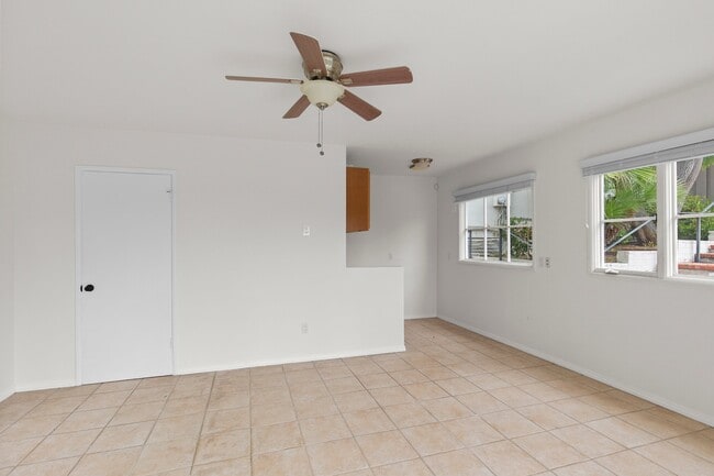 Building Photo - 7851 Hillside Dr
