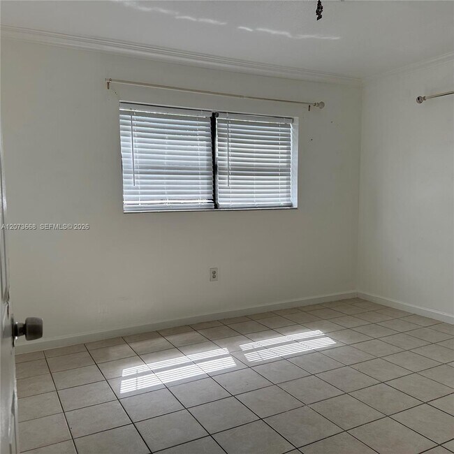 Building Photo - 6432 Flagler St