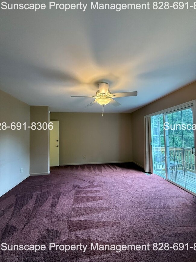 Building Photo - Spacious home in Fairview NC