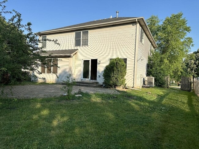 Building Photo - 5490 Fox Path Ln