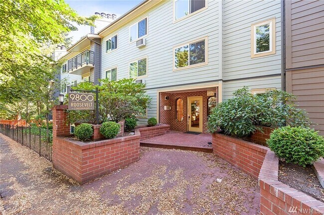 Front Entrance - 9800 Roosevelt Way NE