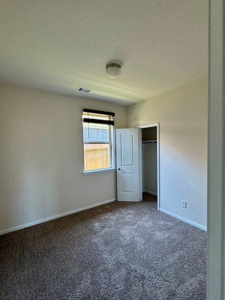 Building Photo - 3602 Karissa Rd