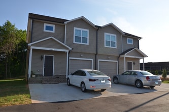 Building Photo - 1565 14th Ave NE