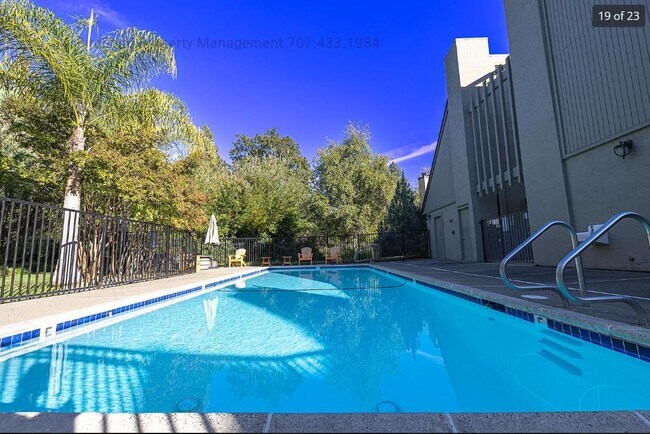 Primary Photo - 202 Foss Creek Cir